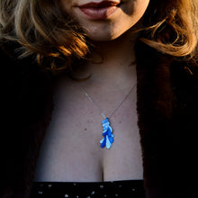 Load image into Gallery viewer, She Sees the Silver Lining